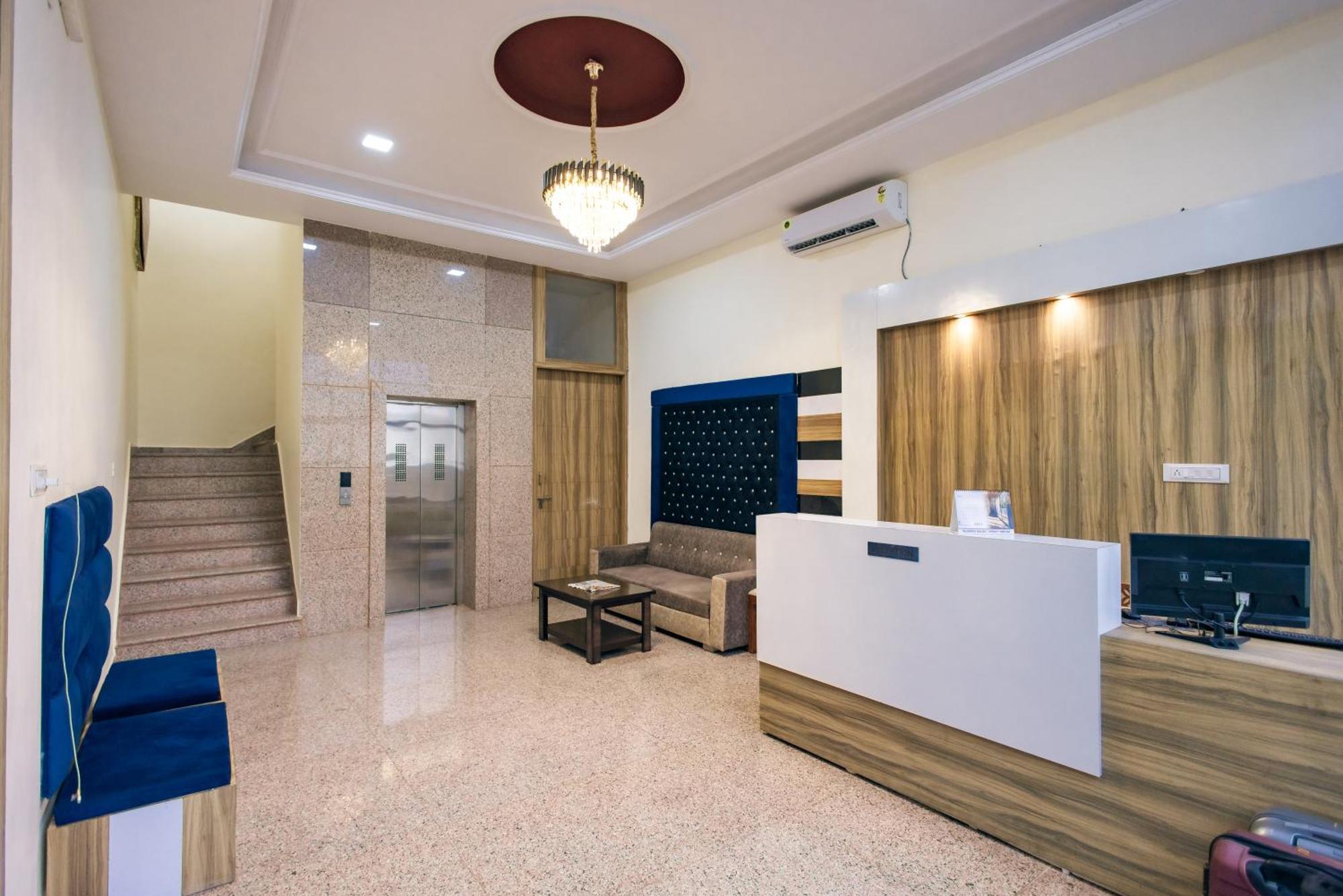 Serenity Hill Resort - A Boutique Resort In Удайпур Екстериор снимка