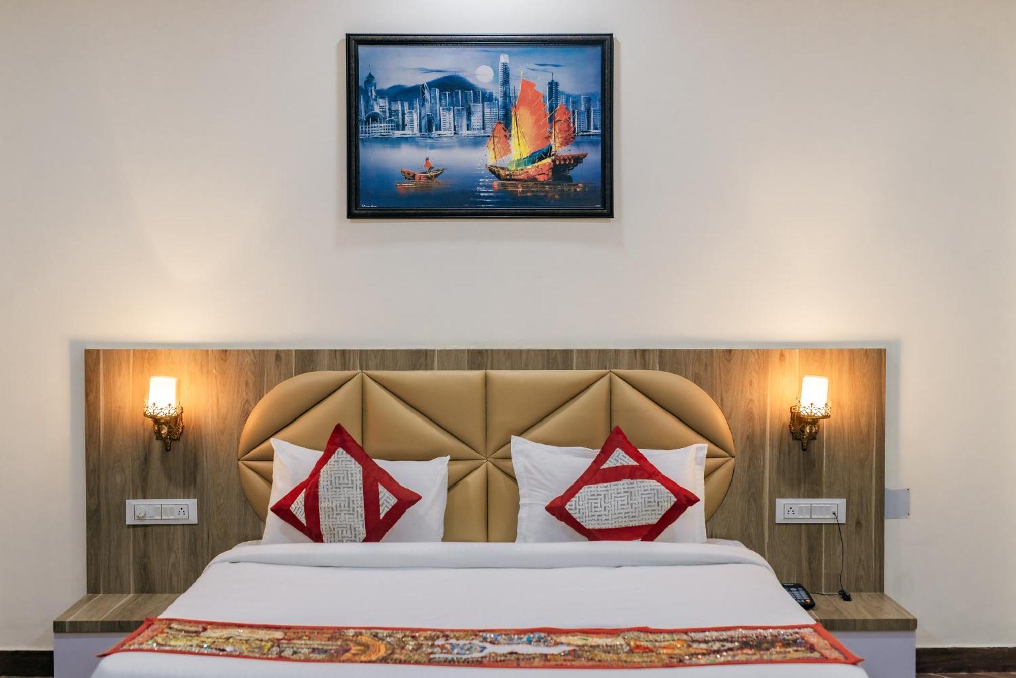 Serenity Hill Resort - A Boutique Resort In Удайпур Екстериор снимка
