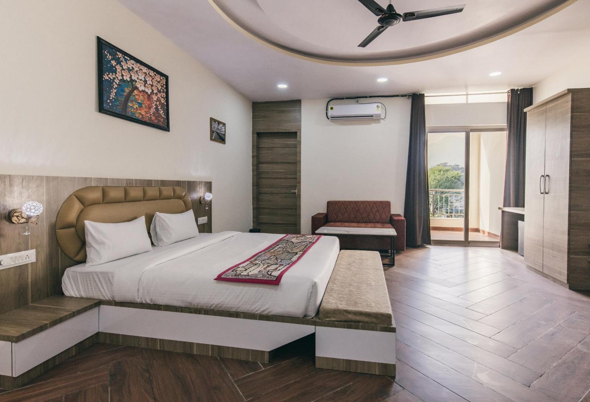 Serenity Hill Resort - A Boutique Resort In Удайпур Стая снимка